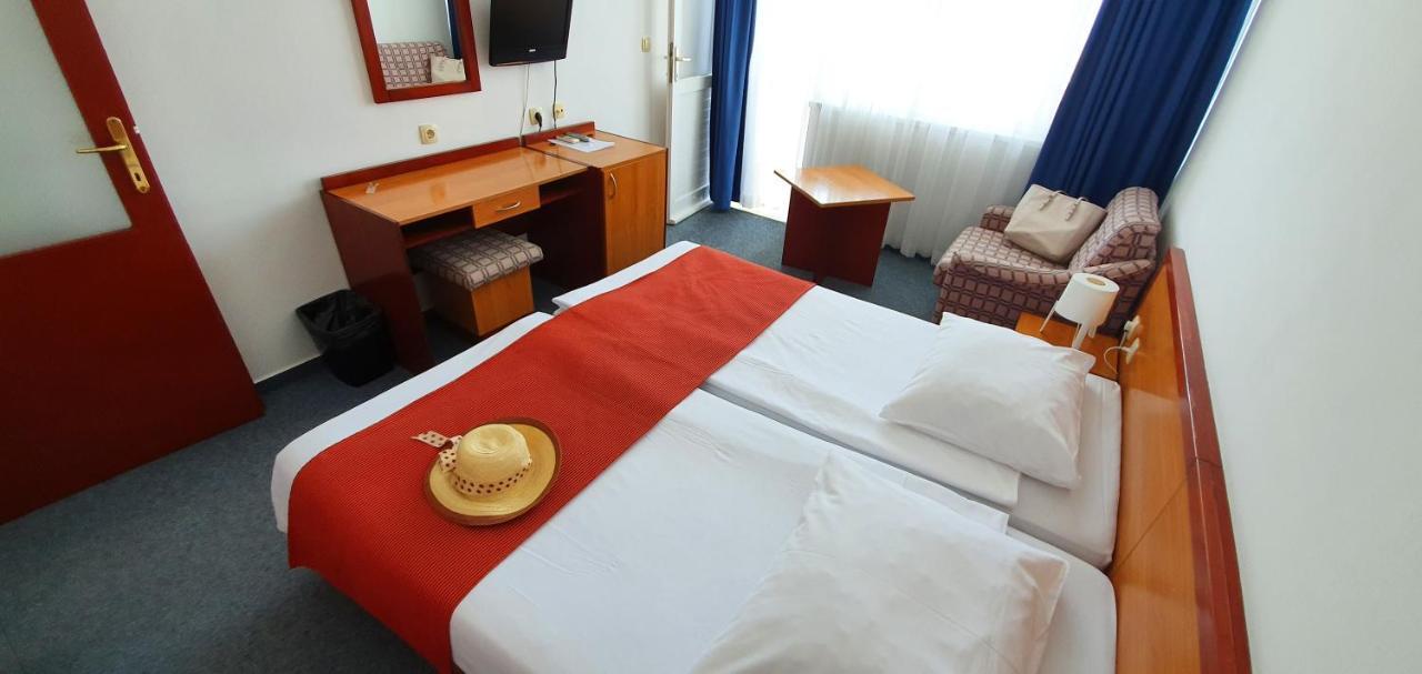 Hotel Sagitta Light